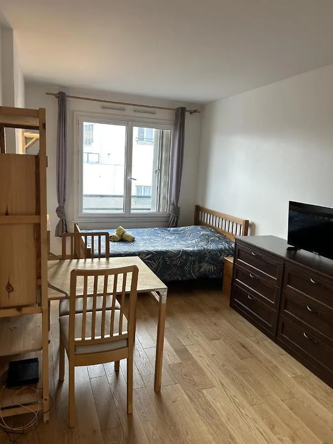 Appartement Creteil Proche Metro Apartamento